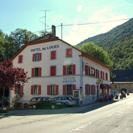 Hotel De L'Ours Vuiteboeuf Bagian luar foto