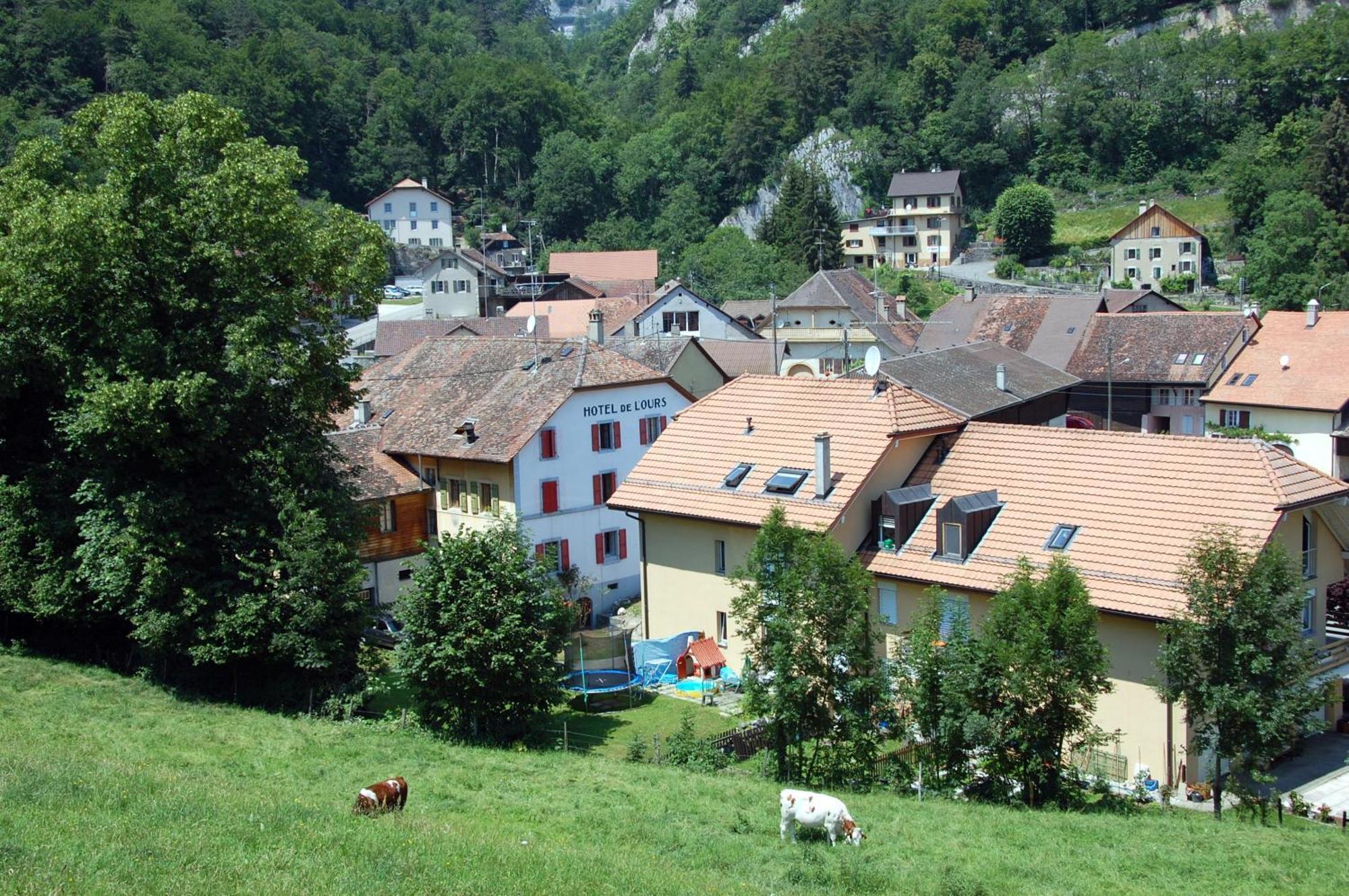Hotel De L'Ours Vuiteboeuf Bagian luar foto