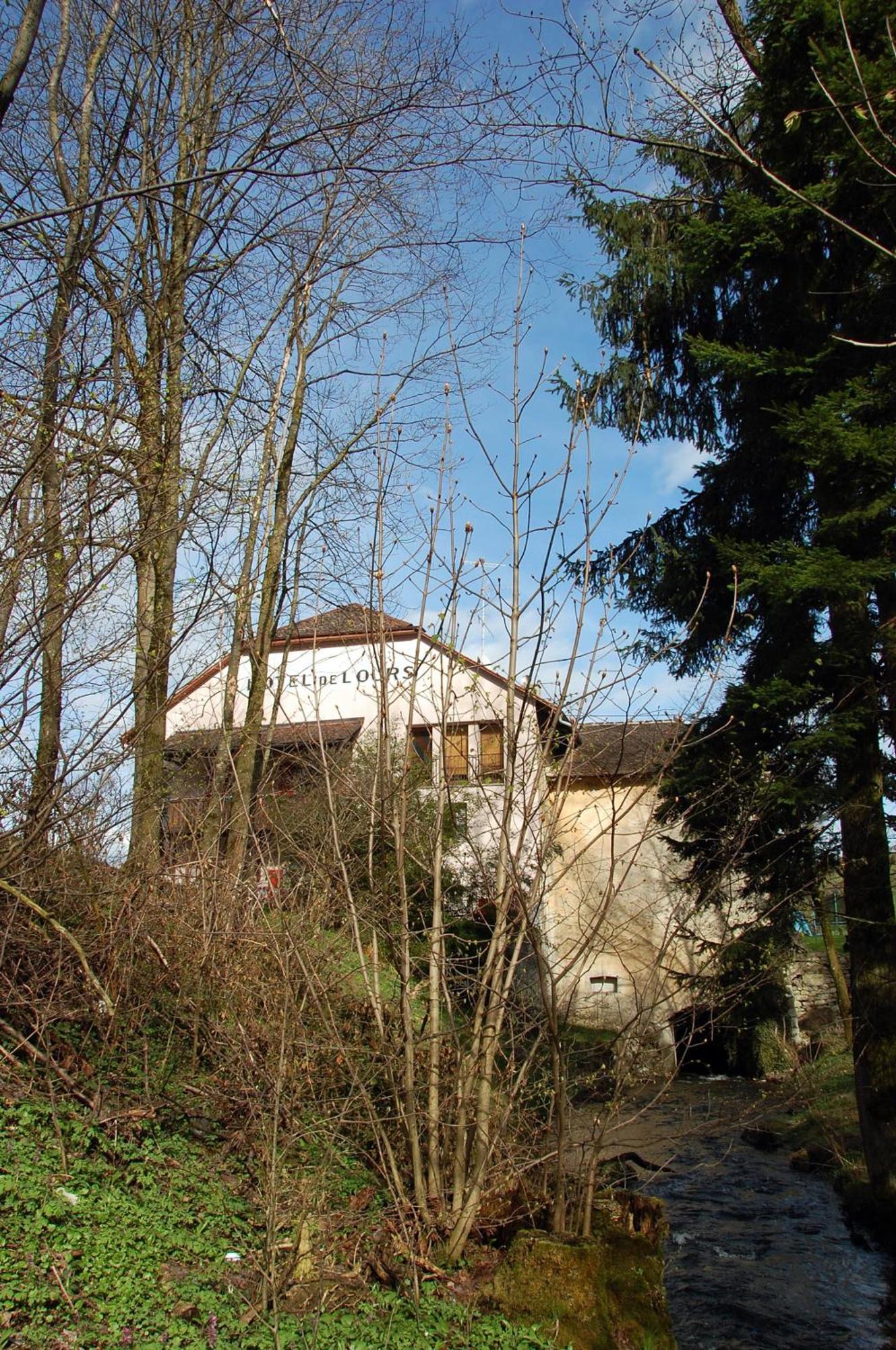Hotel De L'Ours Vuiteboeuf Bagian luar foto